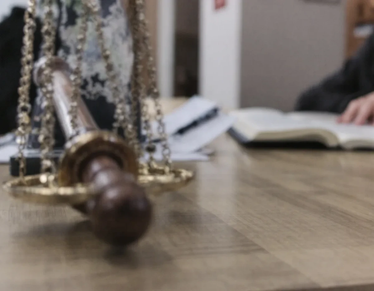 La nullité d'un testament partiellement illisible : enjeux juridiques et conséquences